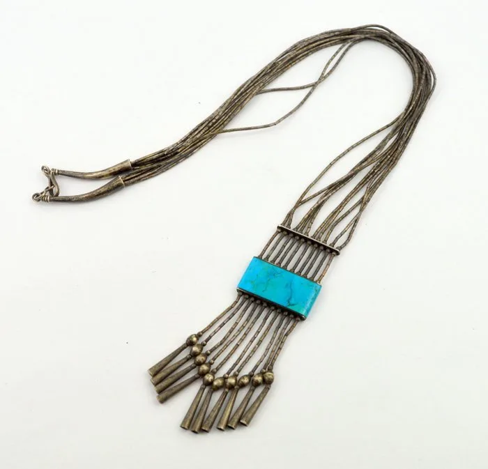 Native American silver necklace with Turquoise - United States