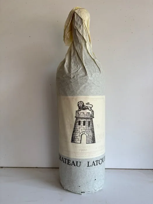 1992 Château Latour - Pauillac 1er Grand Cru Classé - 1 Magnum (1.5L)