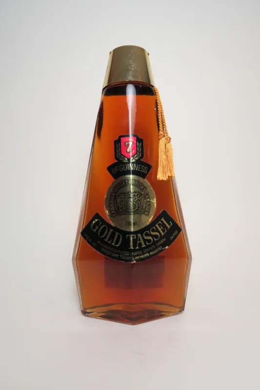 McGuinness Gold Tassel Blended Canadian Whisky - Distilled 1975 (71cl, 40%)