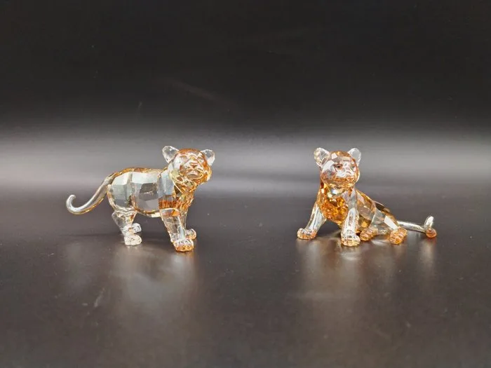 Swarovski - Figurine - Swarovski Crystal Tiger Cubs - SCS 2010 - 1016677 & 1016678 - Crystal
