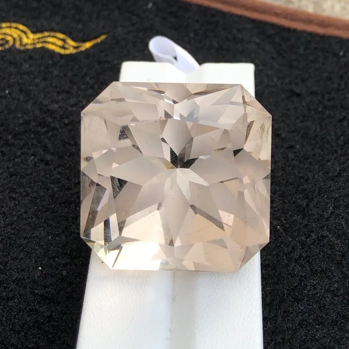 1 pcs Grey, Brown Quartz - 214.80 ct - International Colored Gemstone Association (ICA GemLab) - NATURAL SMOKY QUARTZ