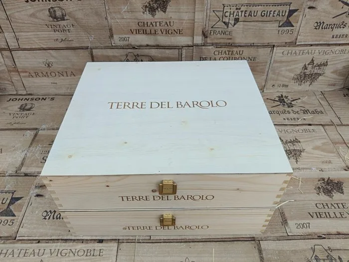 2017 Terre del Barolo 'Vinum Vita Est' DOCG - Barolo Riserva - 8 Bottles (0.75L)