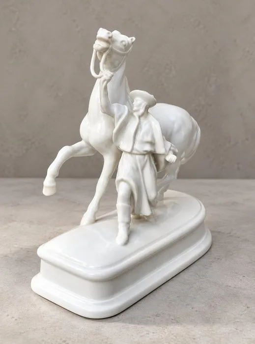 Herend - Figurine - Horse hussair soldier Porcelain Herendi figurine - Porcelain