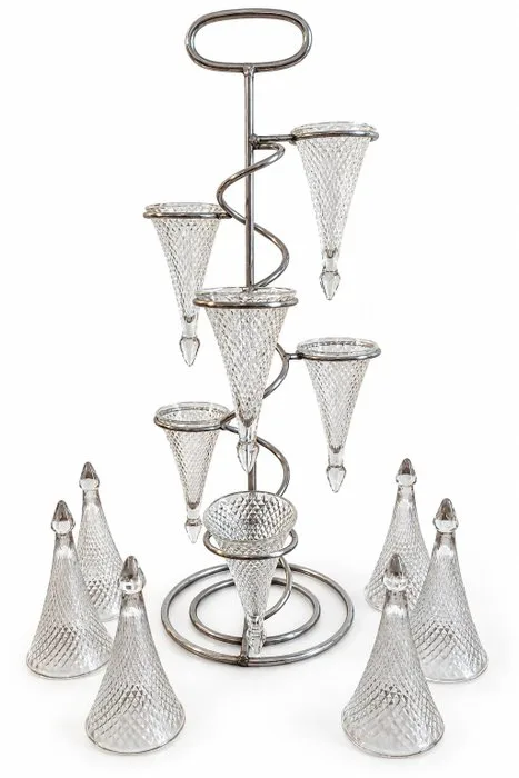 Service à Boisson - Henri Maire – Trinquette – Rare service vintage de 12 verres avec présentoir métallique à spirale – - Drinking set (13) - Metal, Glass - 12 coupe glasses