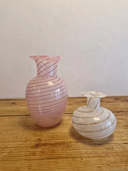 Verre de Murano à filigrane (latticino) - Vase (2) - Glass
