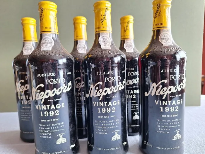 1992 Niepoort Vintage, Jubilee (1842–1992) - Vintage Port - Bottled in 1994 - Douro - 6 Bottles (0.75L)
