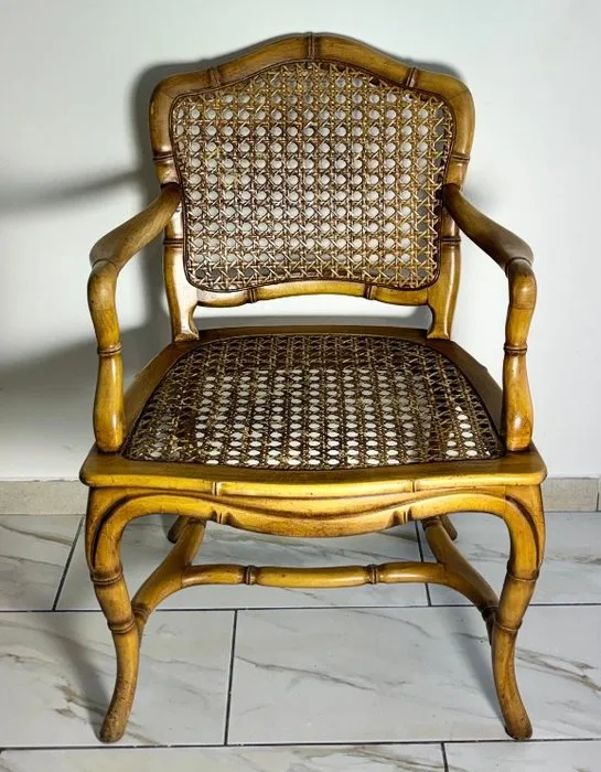 Armchair - Provincial Louis XV-style armchair in 'Faux Bamboo' and caning – Mid-20th century - Beech