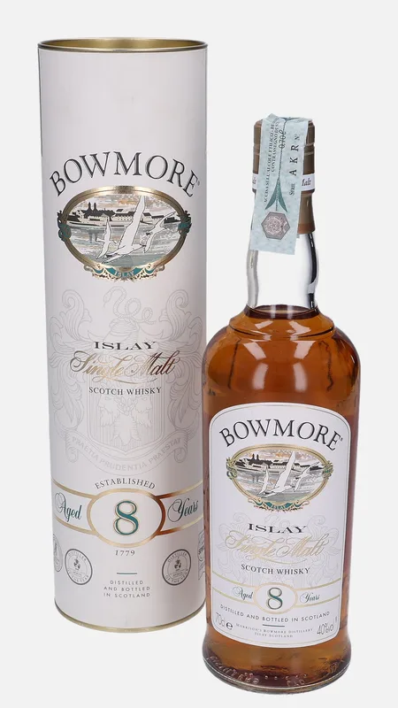 Bowmore – 8 Year Old