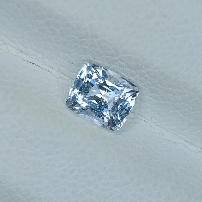 Blue Sapphire - 1.04 ct - Gemological Science International (GSI) - Madagascar Mined Gem