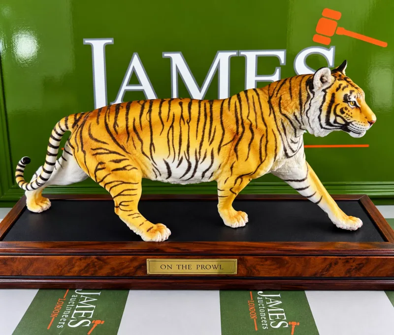 Large Franklin Mint Hand Painted Ltd Edition On The Prowl Tiger Display