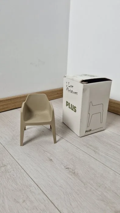Pedrali - Alessandro Busana - Chair - More - Polypropylene - Collectible miniature