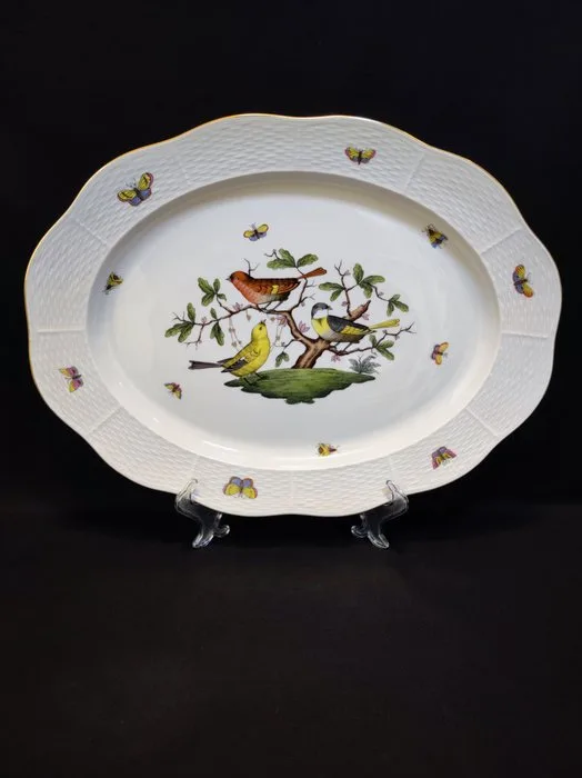 Herend - Platter - 101/RO oval bowl 41.0 x 30.8 x 4.3 cm Rothschild with gold rim - Porcelain