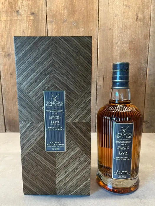 The Glenlivet 1977 42 years old Private Collection - Gordon & MacPhail - b. 2020 - 70cl