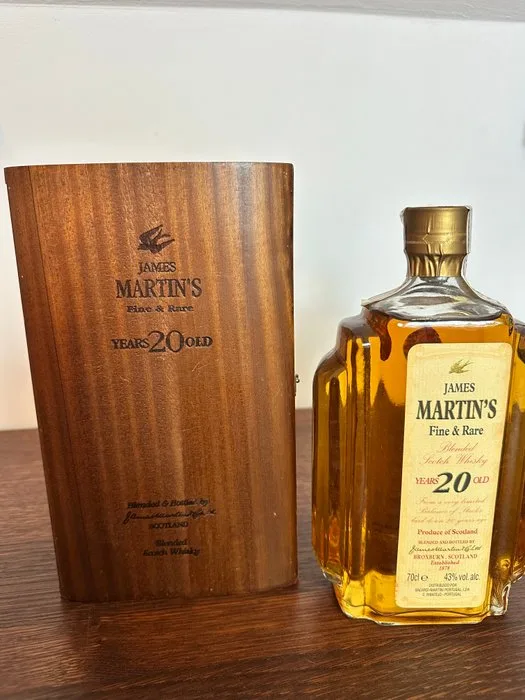 James Martin's 20 years old Fine & Rare - Distilled Before 1976 - b. 1996 - 70cl