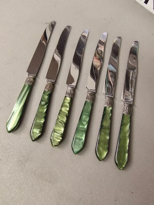 YTOURNEL coutelier orfèvre - Table knife - Resin, Steel