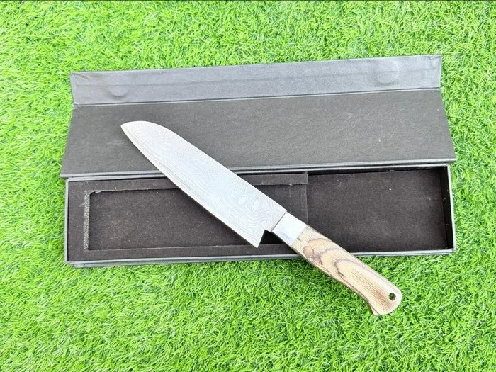 Hekito - Kitchen knife - Santoku - Exclusive Vintage Collector Kitchen knife (6019) - Steel Less Steel, Epoxy wood Handle with Leather cover - Japan - Carving knife
