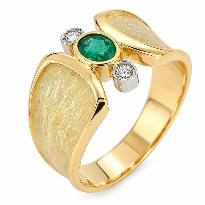 Ring - 18 kt. Yellow gold, White gold - 0.50ct. tw. Emerald - Diamond - Made in Italy - Handmade