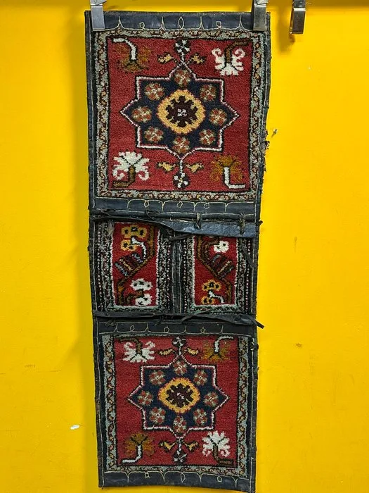 Beautiful hand-knotted salt pouch with star medallions & traditional nomadic motifs - Carpet - 130 cm - 47 cm