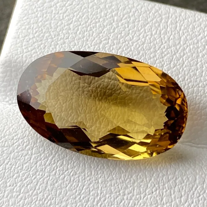 Orange Topaz - 17.04 ct - International Colored Gemstone Association (ICA GemLab) - Champagne Whisk Topaz