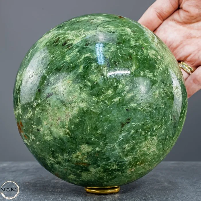 Natural chrysoprase sphere – Lively greens in natural motion- 2620.22 g