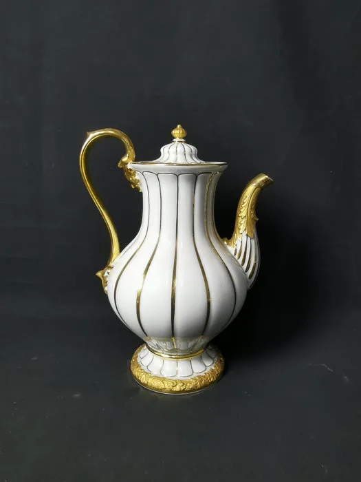 Meissen - X-Form - Elegante caffettiera H.26,5cm - 1.Wahl - XX secolo - Coffee pot - Porcelain