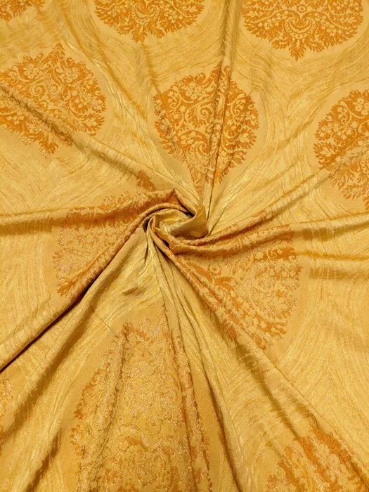 Elegante Tessuto Castello del Barro, Jacquard Oro Miele Effetto Cangiante in misto seta - Upholstery fabric - 585 cm - 135 cm