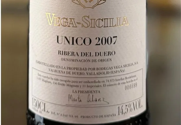 2007 Vega Sicilia Único - Ribera del Duero Gran Reserva - 1 Magnum (1.5L)