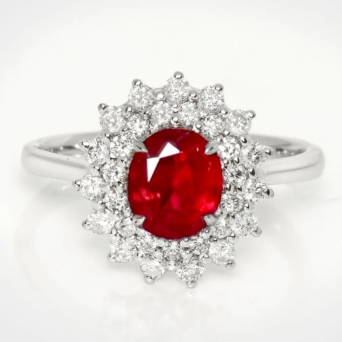 Ring - 14 kt. White gold, GIA 1.38 ct Burma Vivid Red (Pigeon's Blood) - 1.95ct. tw. Ruby - Diamond