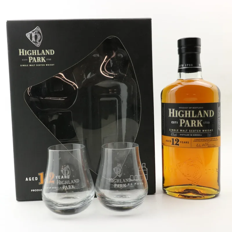 Highland Park – 12 Year Old & Glasses Set