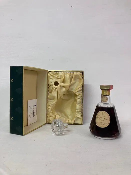 Courvoisier - Napoléon Baccarat Crystal Decanter Set - b. 1970s - 75cl
