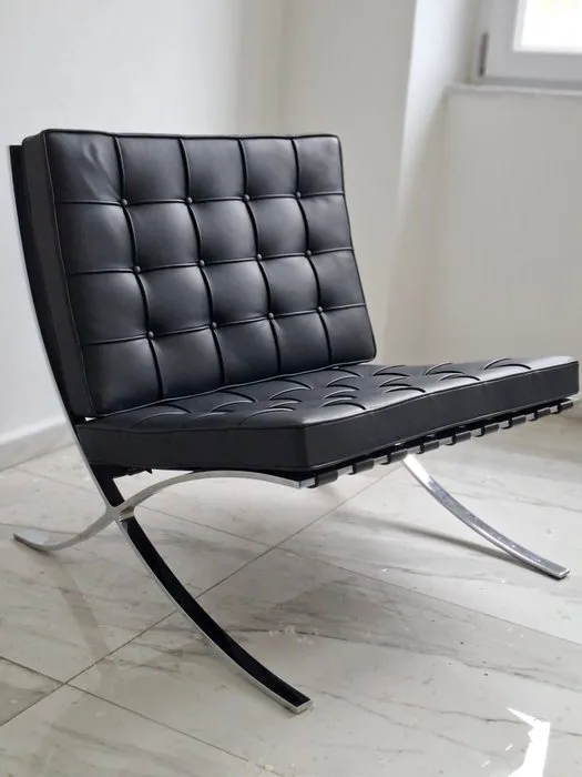 Knoll - Ludwig Mies van der Rohe - Armchair - Barcelona chair - Leather, Chrome, Steel