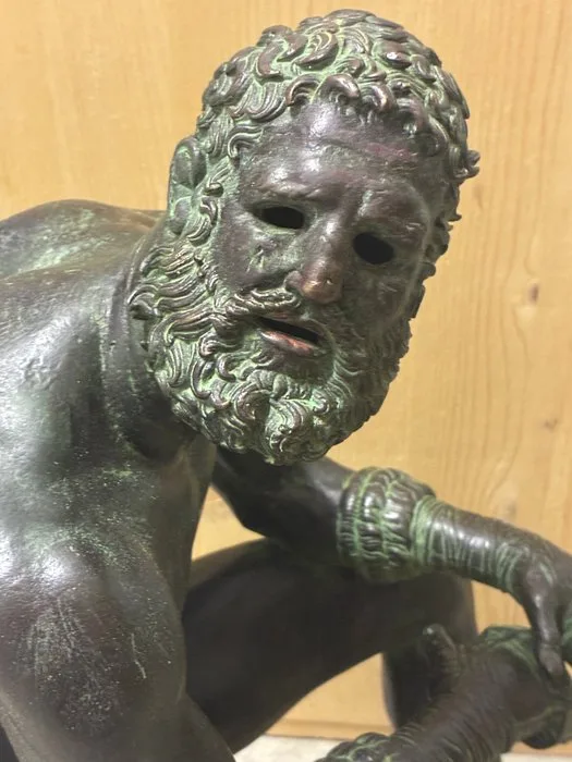 Sculpture, Pugile a Riposo - Bronzo a cera persa numerato 65/199 - 80 cm - Bronze