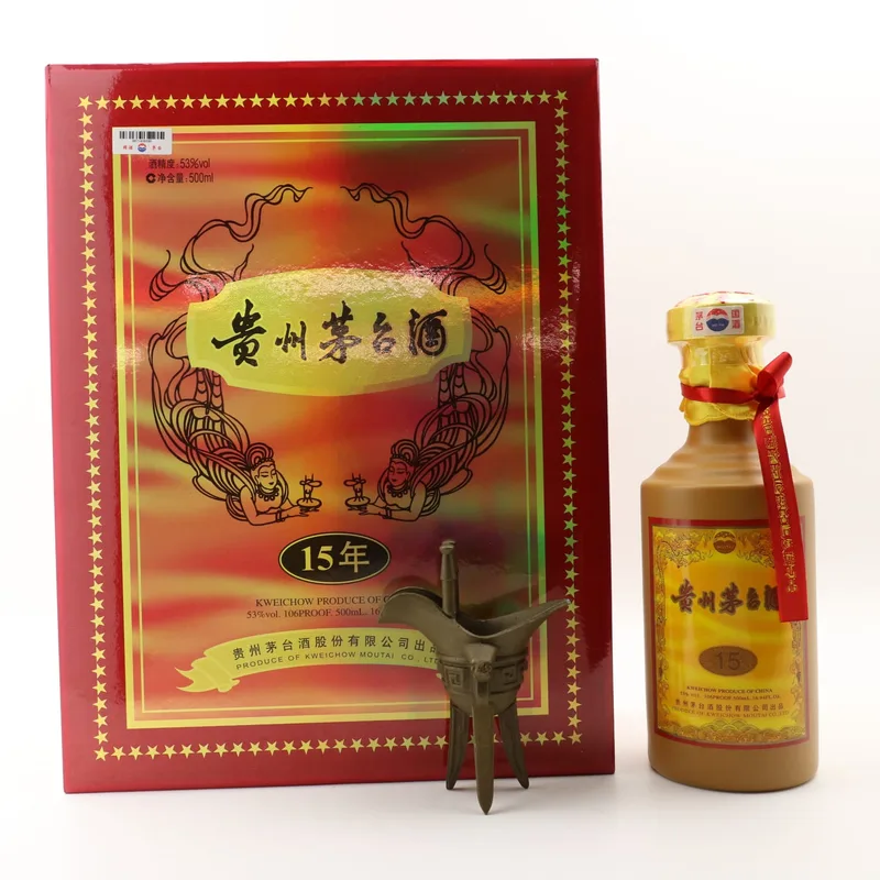 Kweichow Moutai – 15 Year Old 2016 Gift Set 50cl (50cl, 53%)