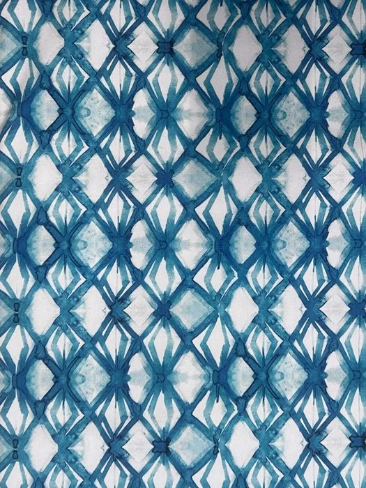 Double width. Limited Edition ikat-printed fabric for decoration and upholstery. - Textile - 300 cm - 280 cm