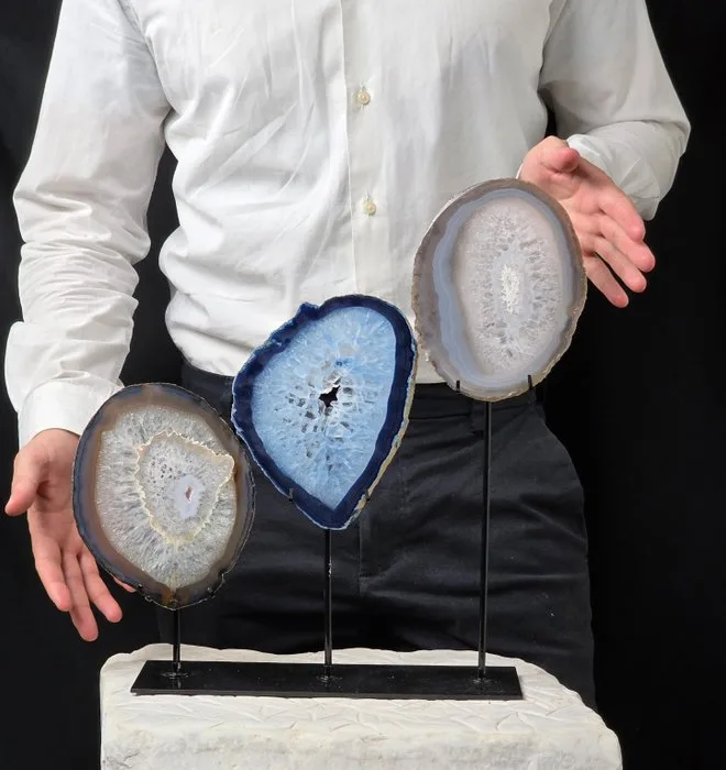 Elegant Batch of 3 Natural Agate Slices on Metal Stands Slices- 960 g - (3)