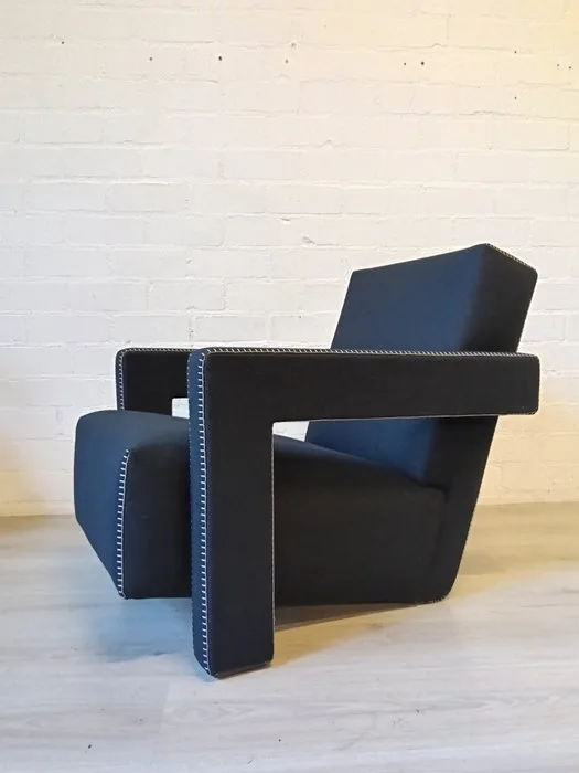 Cassina - Gerrit Rietveld - Armchair - Utrecht 637 - Wool, Metal, Fabric