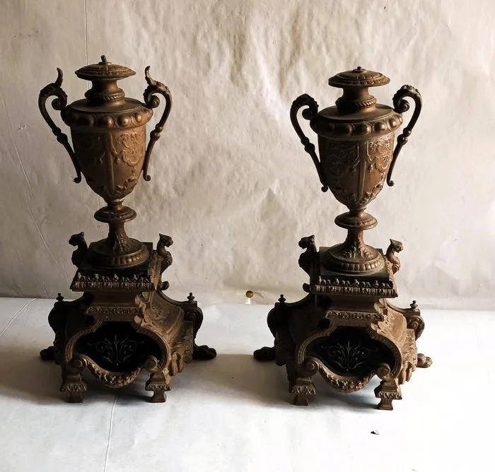 Candelabrum 37 cm tall (2) - Bronze, Brass