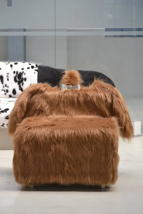 Elanco - Parasite 2.0 - Armchair - Yorkchair - Faux fur - Yorkchair model