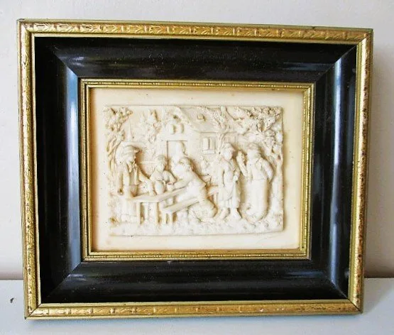 Haut-reliëf - Relief, dorpstafereel - 17 cm - dripstone