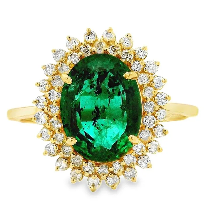 Ring - 14 kt. Yellow gold - 2.52ct. tw. Emerald - Diamond - Oval Cut Emerald Ring