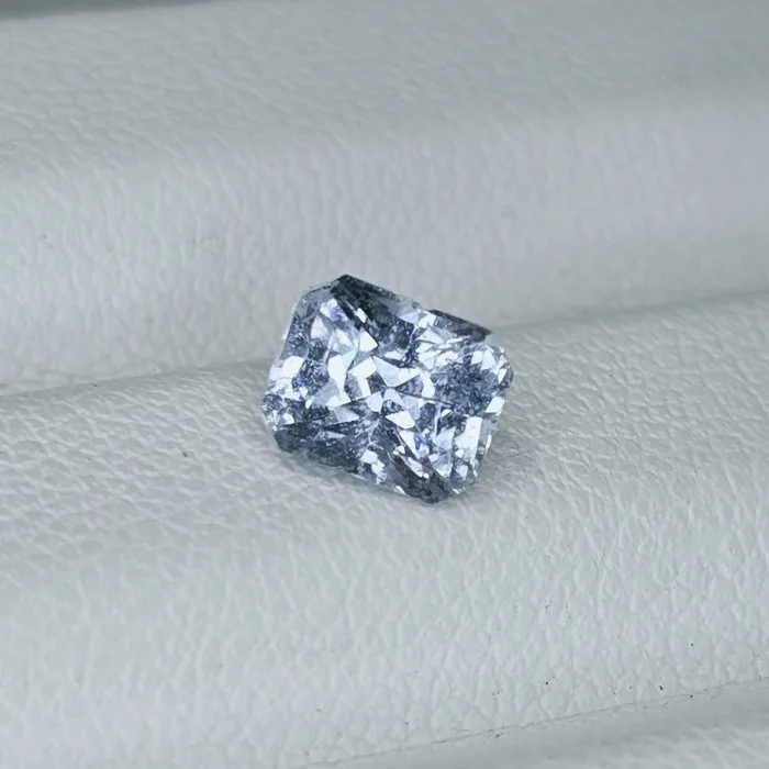 Blue Sapphire - 1.38 ct - Gemological Science International (GSI) - Unheated-Madagascar