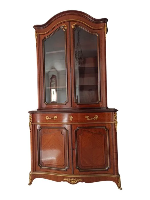 Maison Meynard - Highboard - Louis XV/XVI style (French Provincial or Rococo Revival) with rosewood inlays. - Rosewood - Louis XV/XVI style