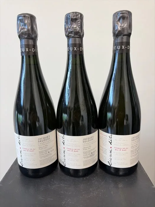 Jacques Selosse, Lieux-Dits - Champagne Premier Cru, Extra Brut, Lieux-Dits - 3 Bottle (0.75L)