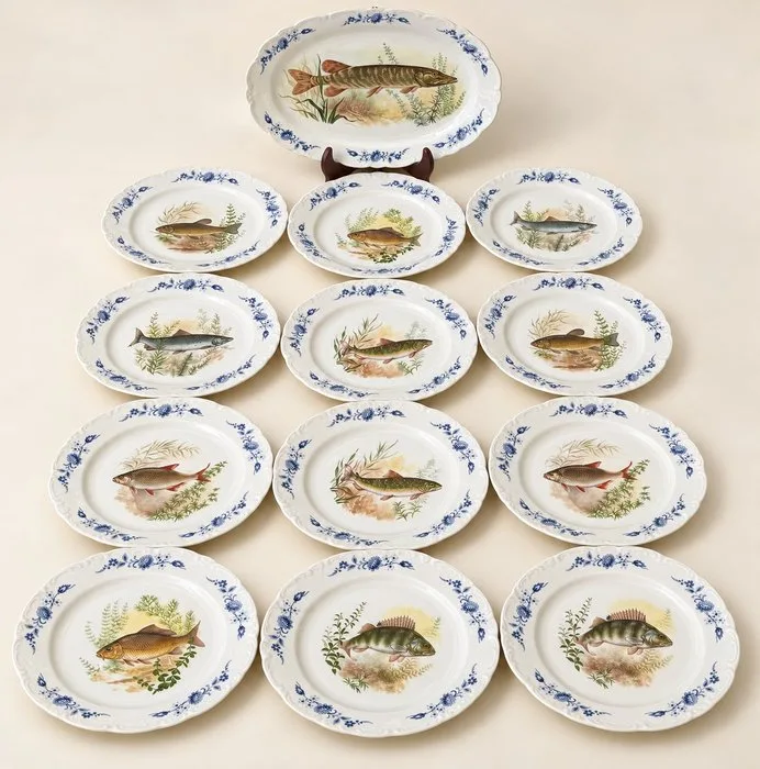 Table service for 12 (13) - Porcelain - Antique French fish servi