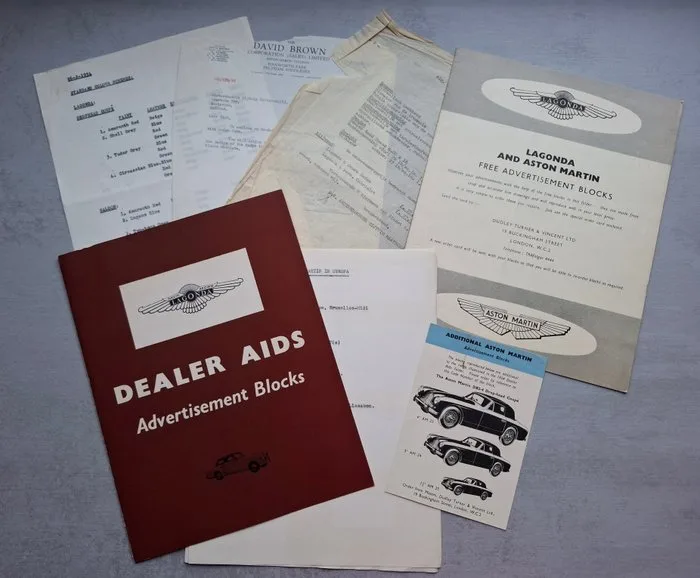 Documentation - Aston Martin - DB 2 Sports Saloon - DB2-4 Coupé & Convertible - Lagonda - Advertising blocks - Price & dealer list