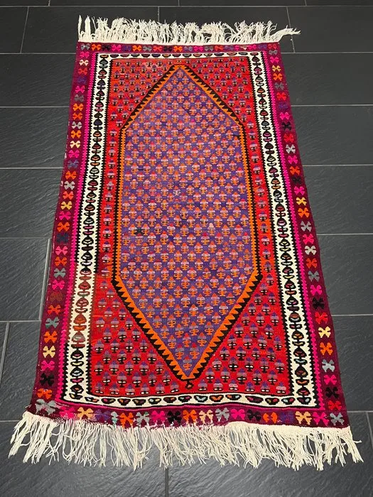 Kazakh Words - Carpet - 160 cm - 95 cm