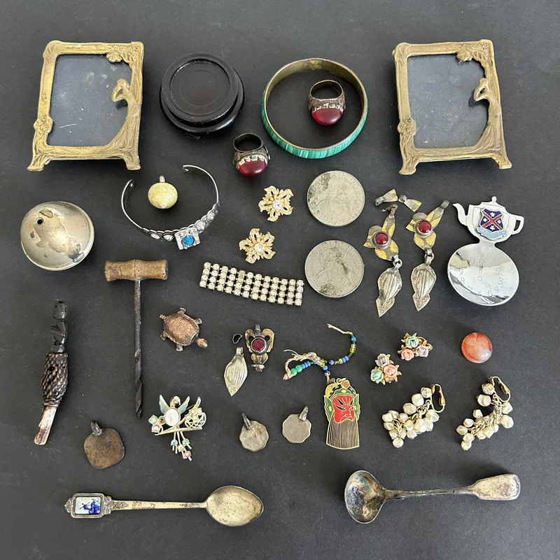 A collection of mixed metalwares and costume jewellery etc