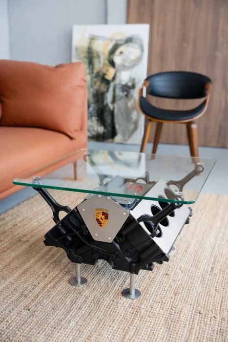 Coffee table - Porsche - Stolik kawowy wykonany z bloku silnika
