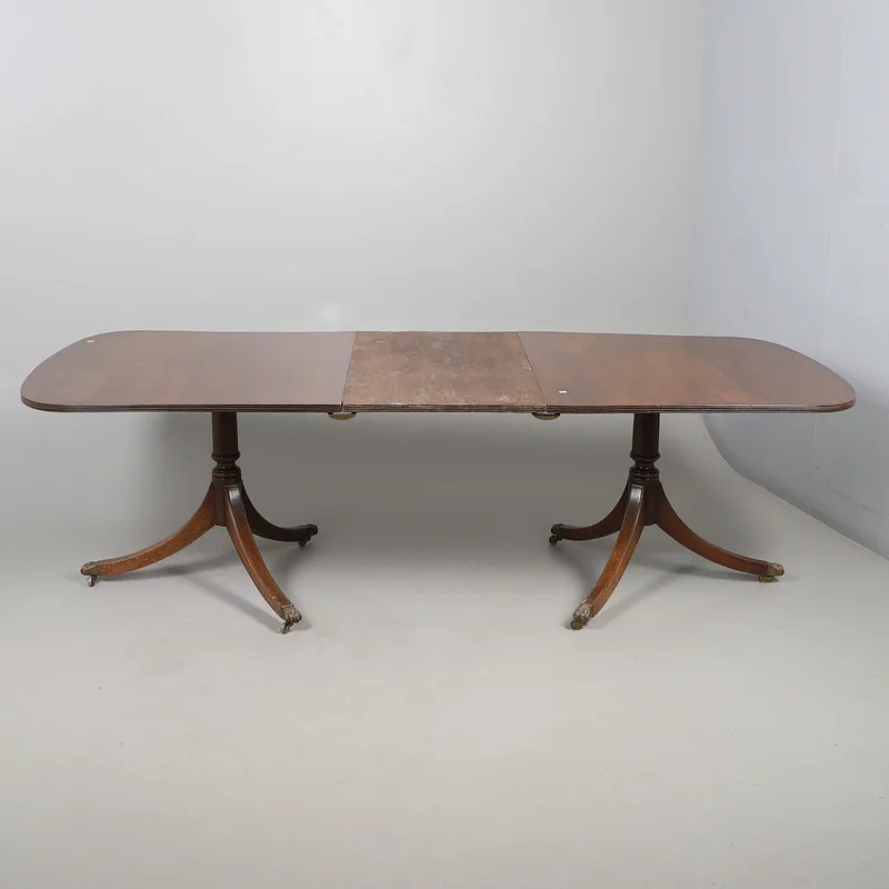 Mahogany Tripod Breakfast Table