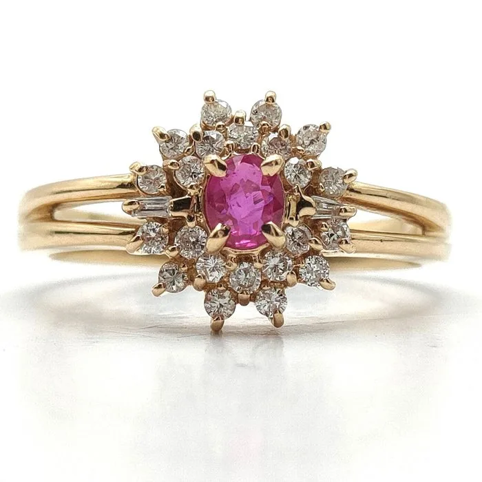 Ring - 18 kt. Yellow gold Ruby - Diamond